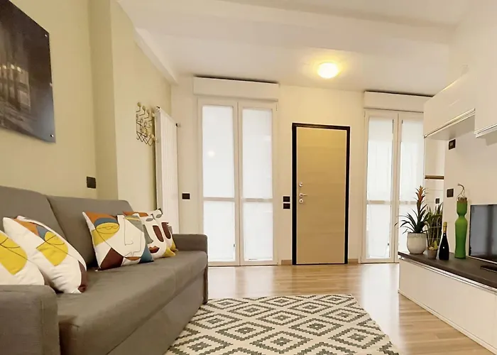Modern Apartment Near Center